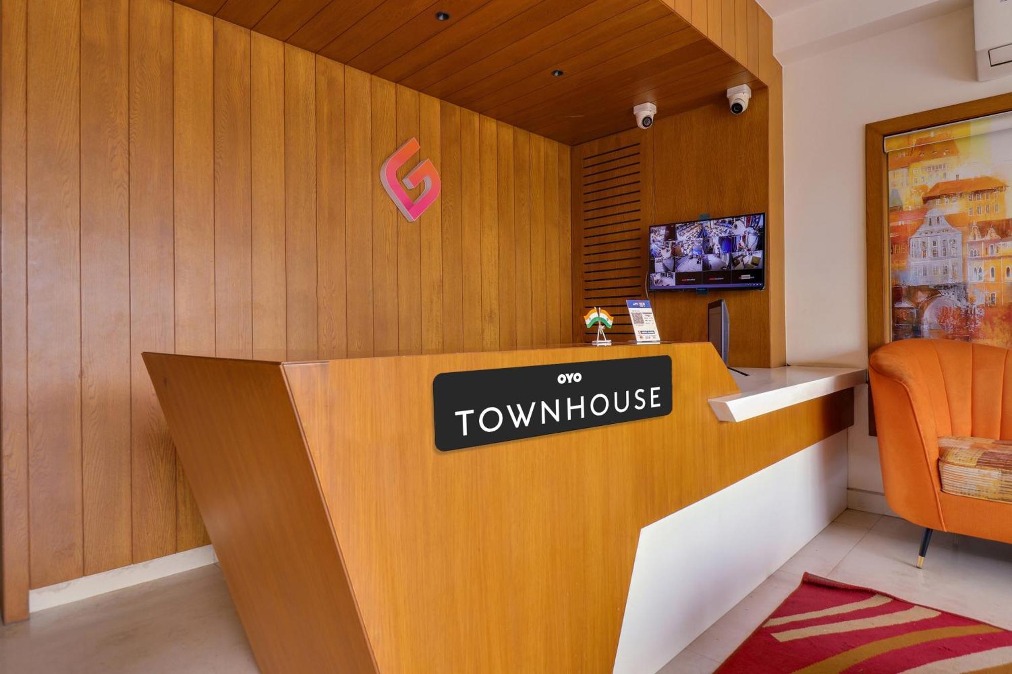 ホテル Super Townhouse Rcc Lamps ヴィシャーカパトナム エクステリア 写真